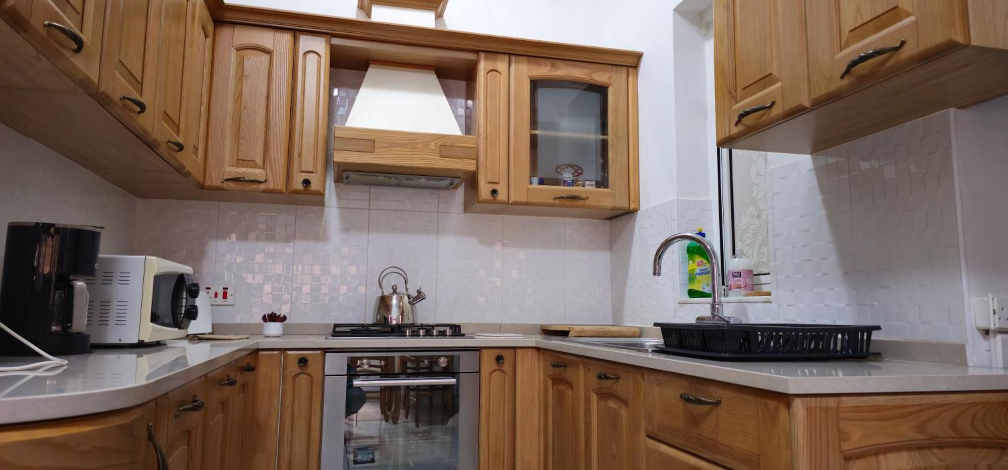 3 Floors On Promenade 4 Bedrooms 3 Bathrooms V1 Sliema