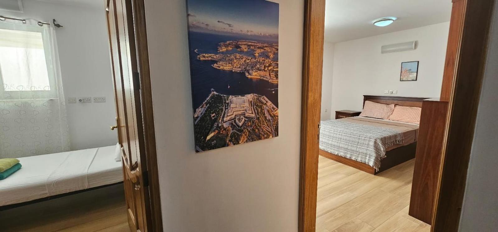 3 Floors On Promenade 4 Bedrooms 3 Bathrooms V1 *